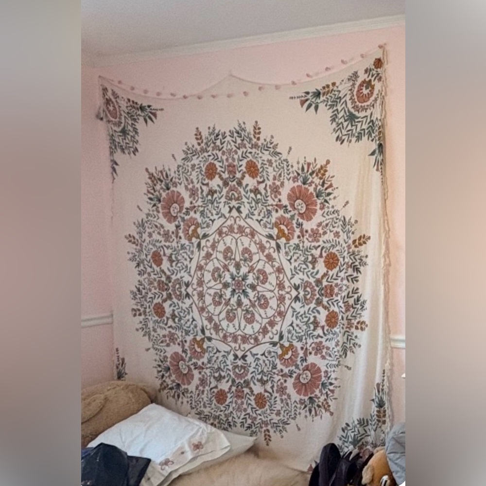 URBAN OUTFITTERS Floral Tapestry Wall Hanging - Peachy Pink and Cream